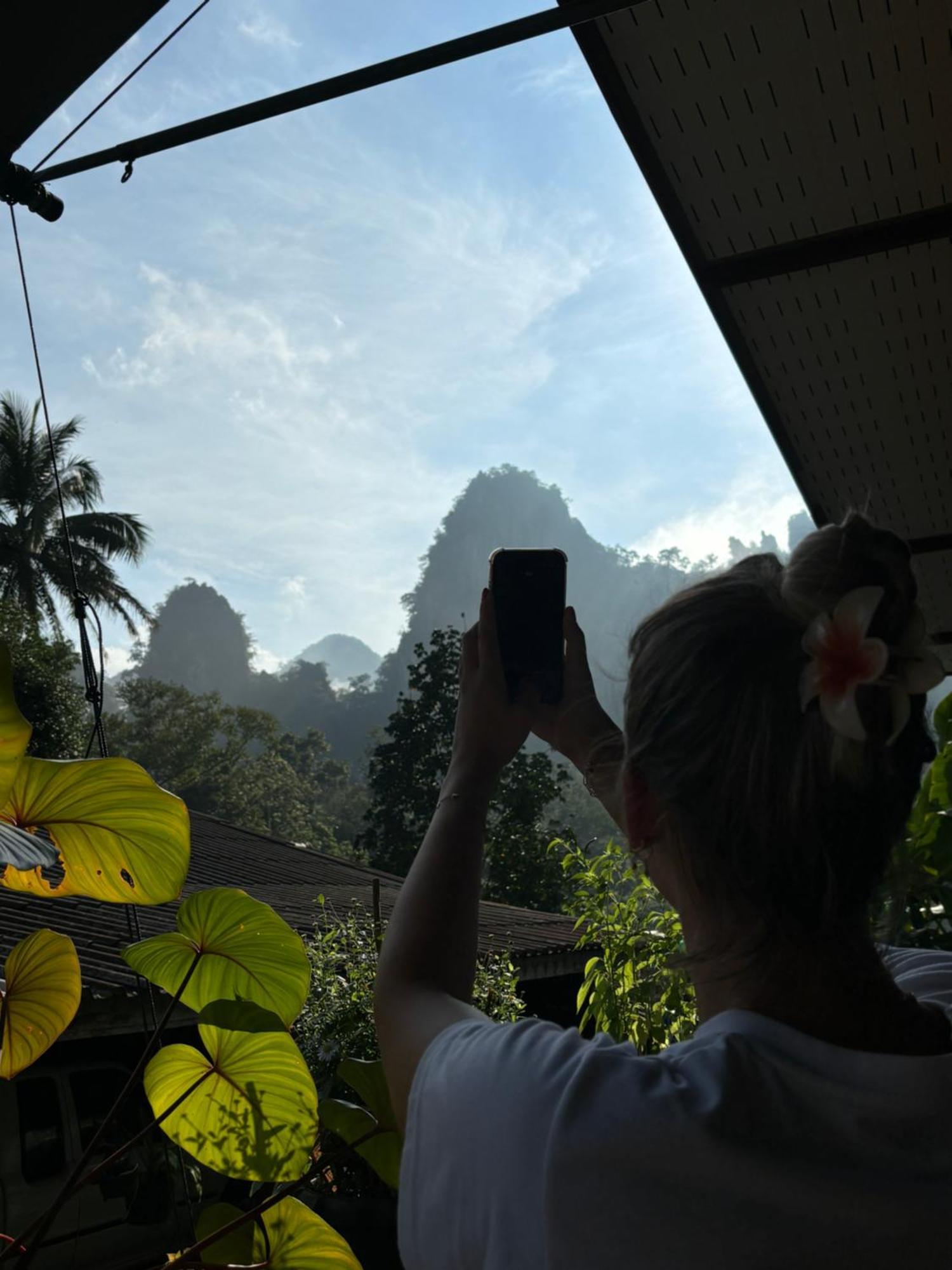 Khao Sok Backpacker Hostel Khao Sok National Park Exterior foto